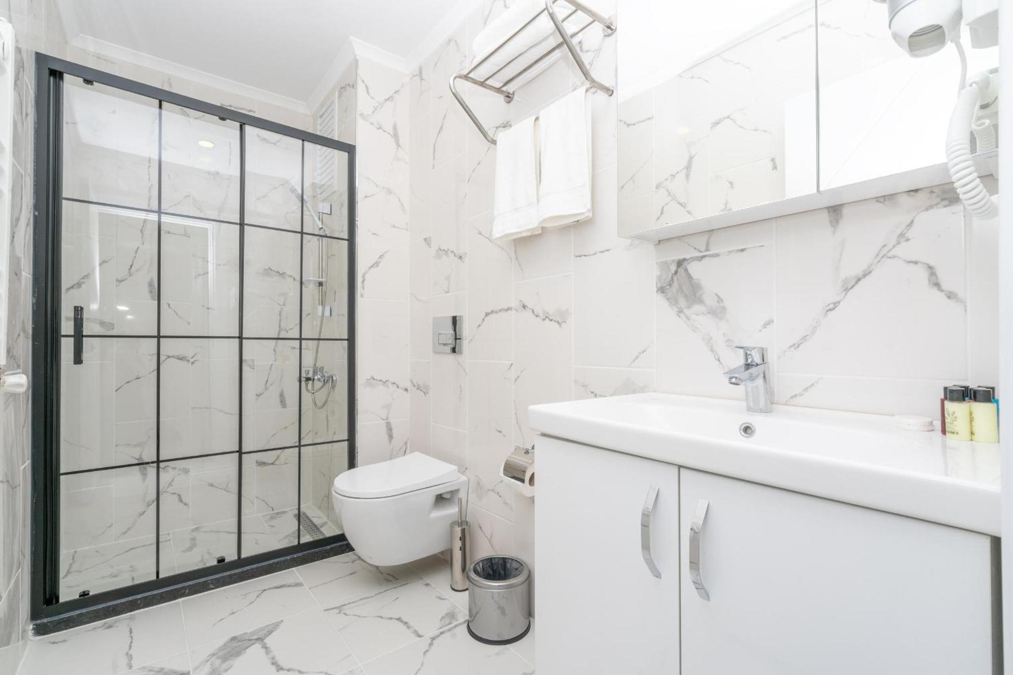 Guest Suites Istanbul Bagian luar foto